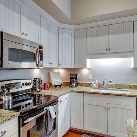 201 York #3 - Homey Downtown 2 Bedroom Steps From The River Савана Екстериор снимка
