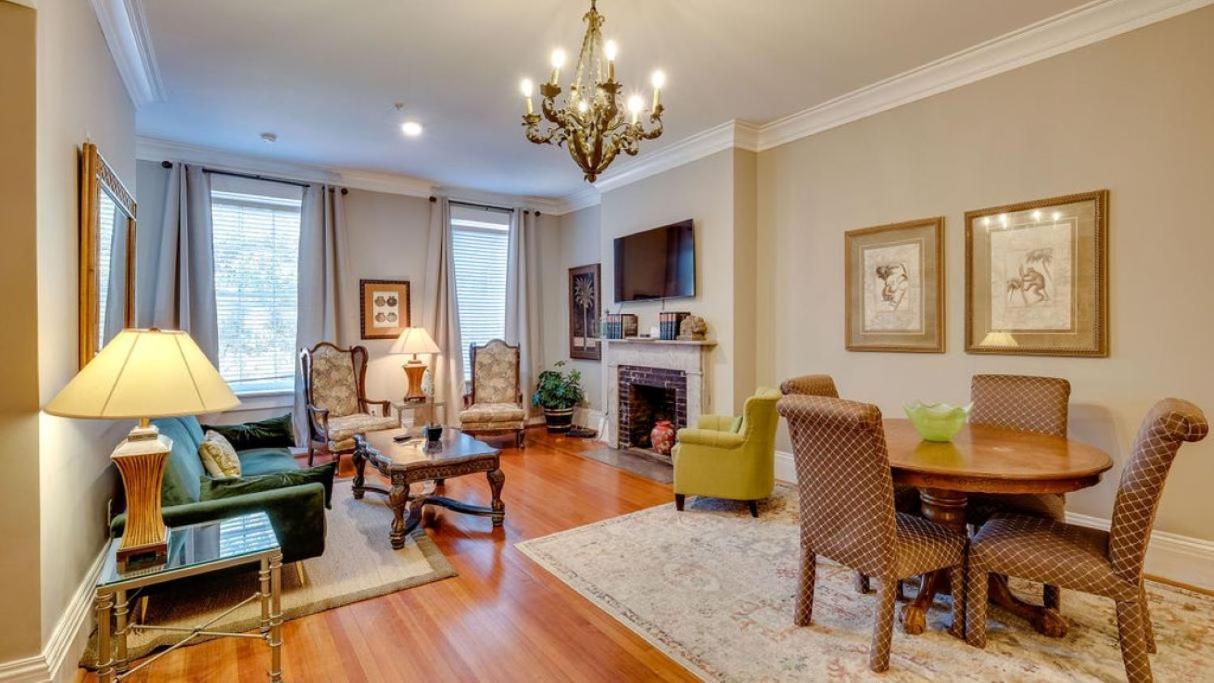 201 York #3 - Homey Downtown 2 Bedroom Steps From The River Савана Екстериор снимка