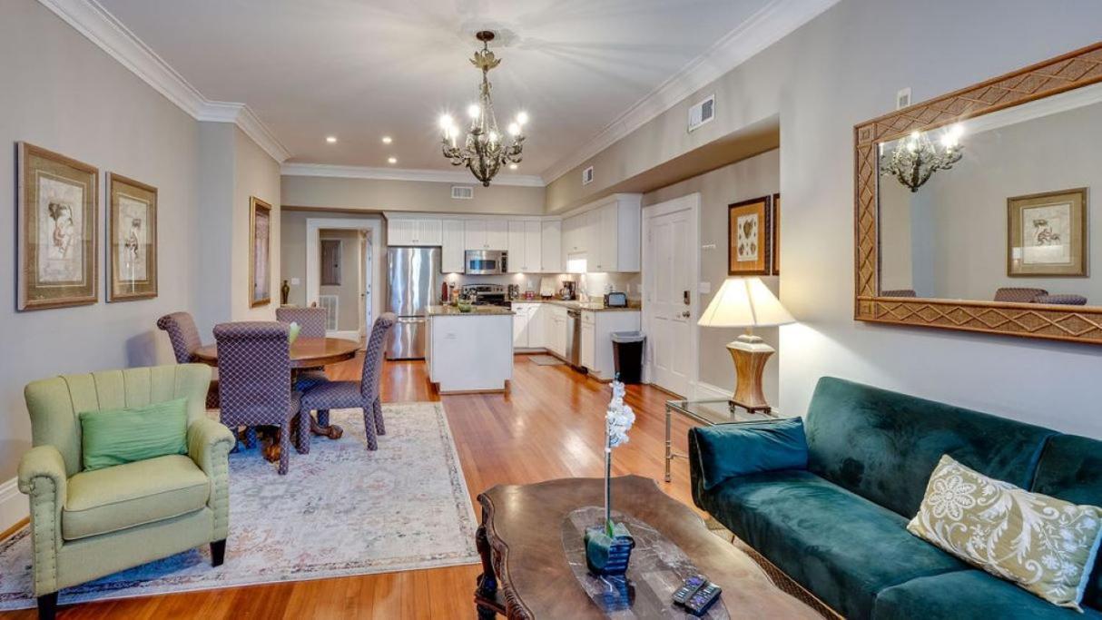 201 York #3 - Homey Downtown 2 Bedroom Steps From The River Савана Екстериор снимка