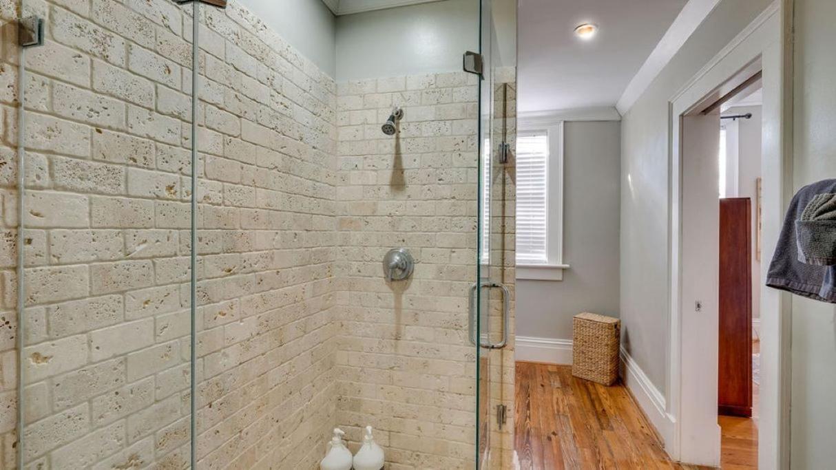 201 York #3 - Homey Downtown 2 Bedroom Steps From The River Савана Екстериор снимка
