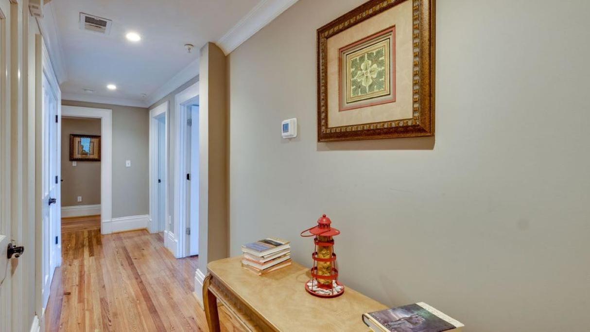 201 York #3 - Homey Downtown 2 Bedroom Steps From The River Савана Екстериор снимка