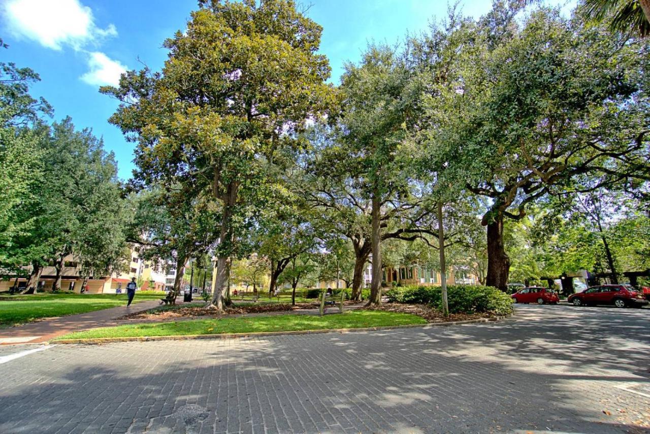 201 York #3 - Homey Downtown 2 Bedroom Steps From The River Савана Екстериор снимка